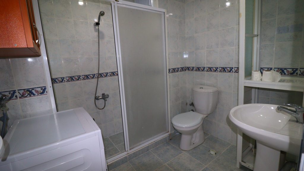 Mersin Erdemli Arpaçbahşiş Güneş 3 Sitesi Eşyalı Kiralık 2+1 Bakımlı Daire