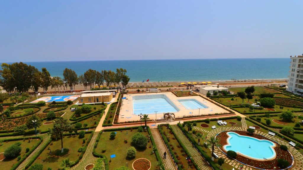 Mersin Erdemli Arpaçbahşiş Güneş 3 Sitesi Eşyalı Kiralık 2+1 Bakımlı Daire