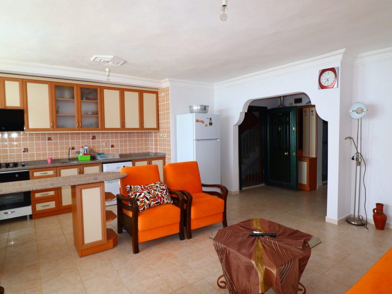 Mersin Erdemli Arpaçbahşiş Güneş 3 Sitesi Eşyalı Kiralık 2+1 Bakımlı Daire