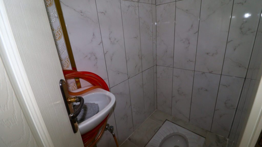 Mersin Erdemli Arpaçbahşiş Güneş 3 Sitesi Eşyalı Kiralık 2+1 Lüks Daire