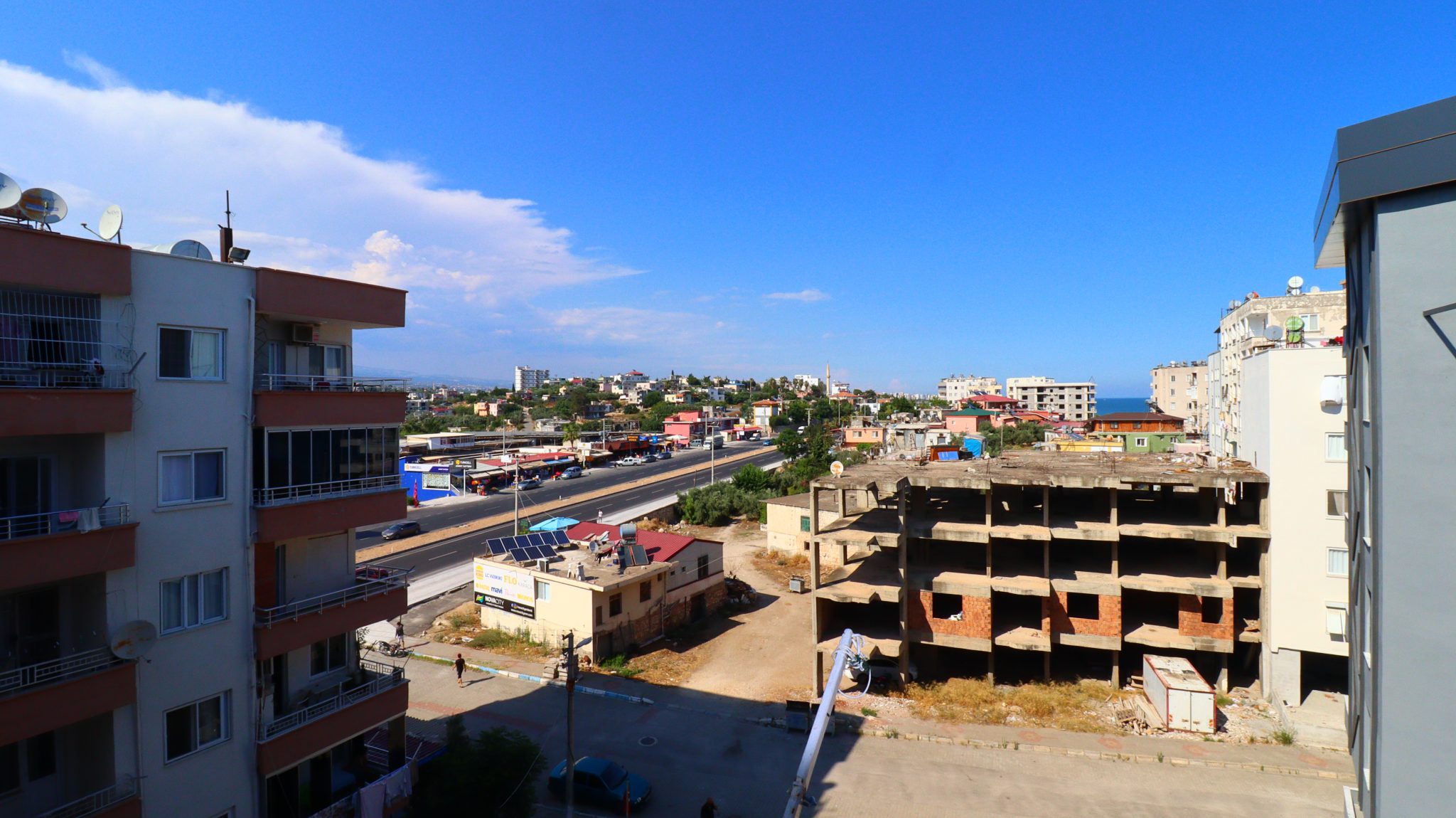 Mersin Erdemli Kocahasanlı Deniz Manzaralı Eşyalı Satılık 2+1 Daire