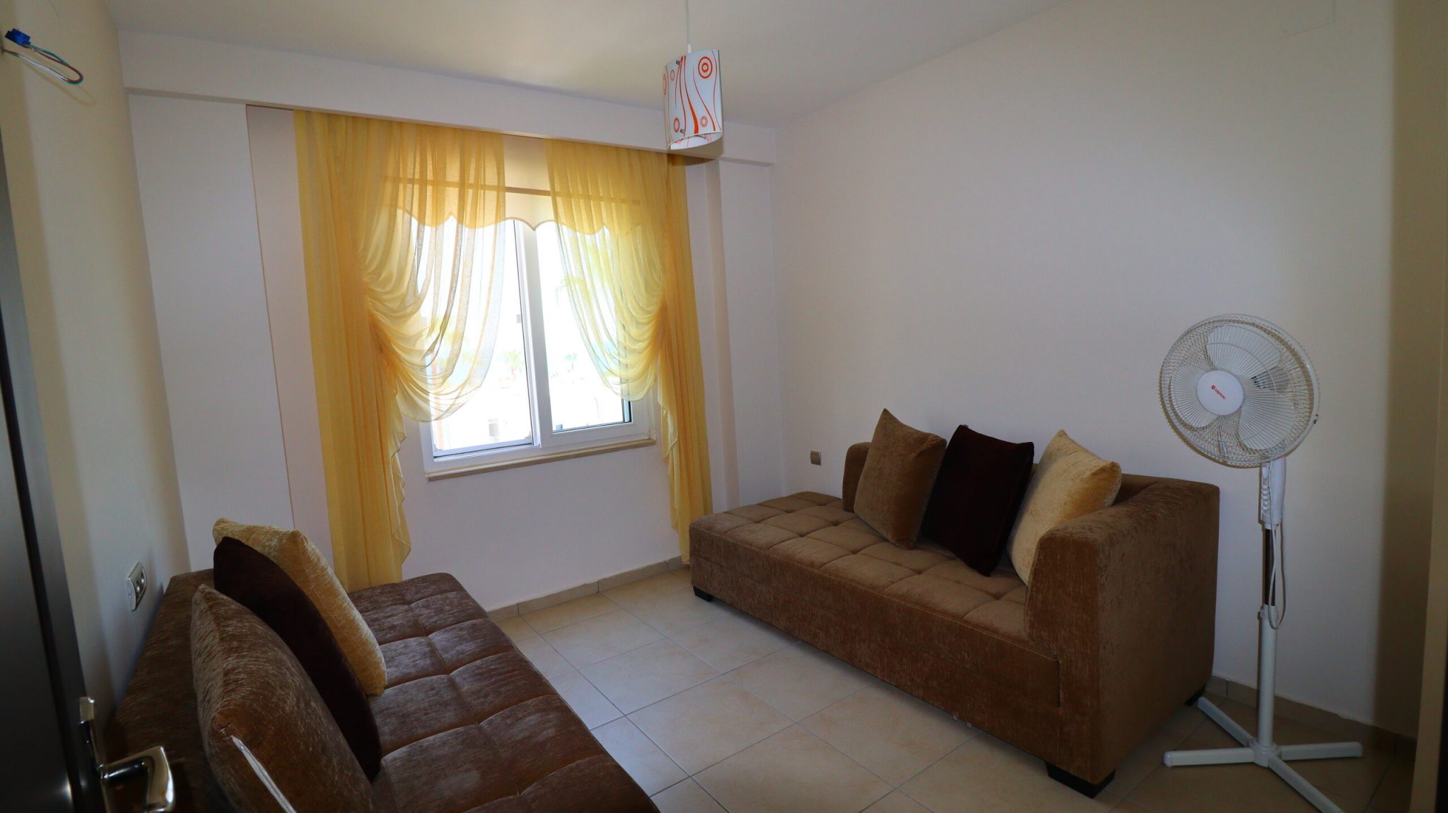 Mersin Erdemli Kumkuyu Altın Portakal Sitesi Eşyalı Satılık 2+1 Lüks Daire
