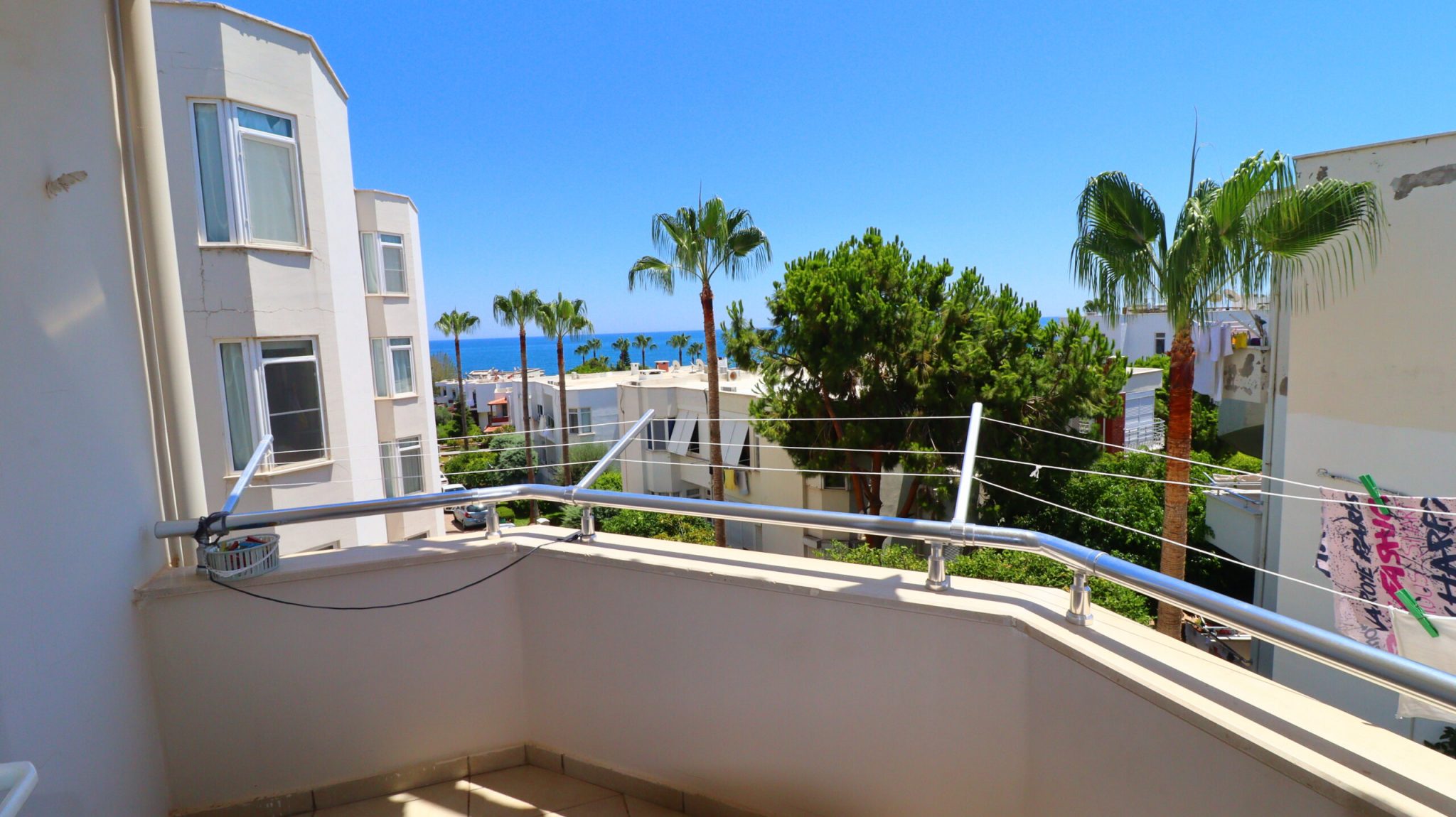Mersin Erdemli Kumkuyu Altın Portakal Sitesi Eşyalı Satılık 2+1 Lüks Daire
