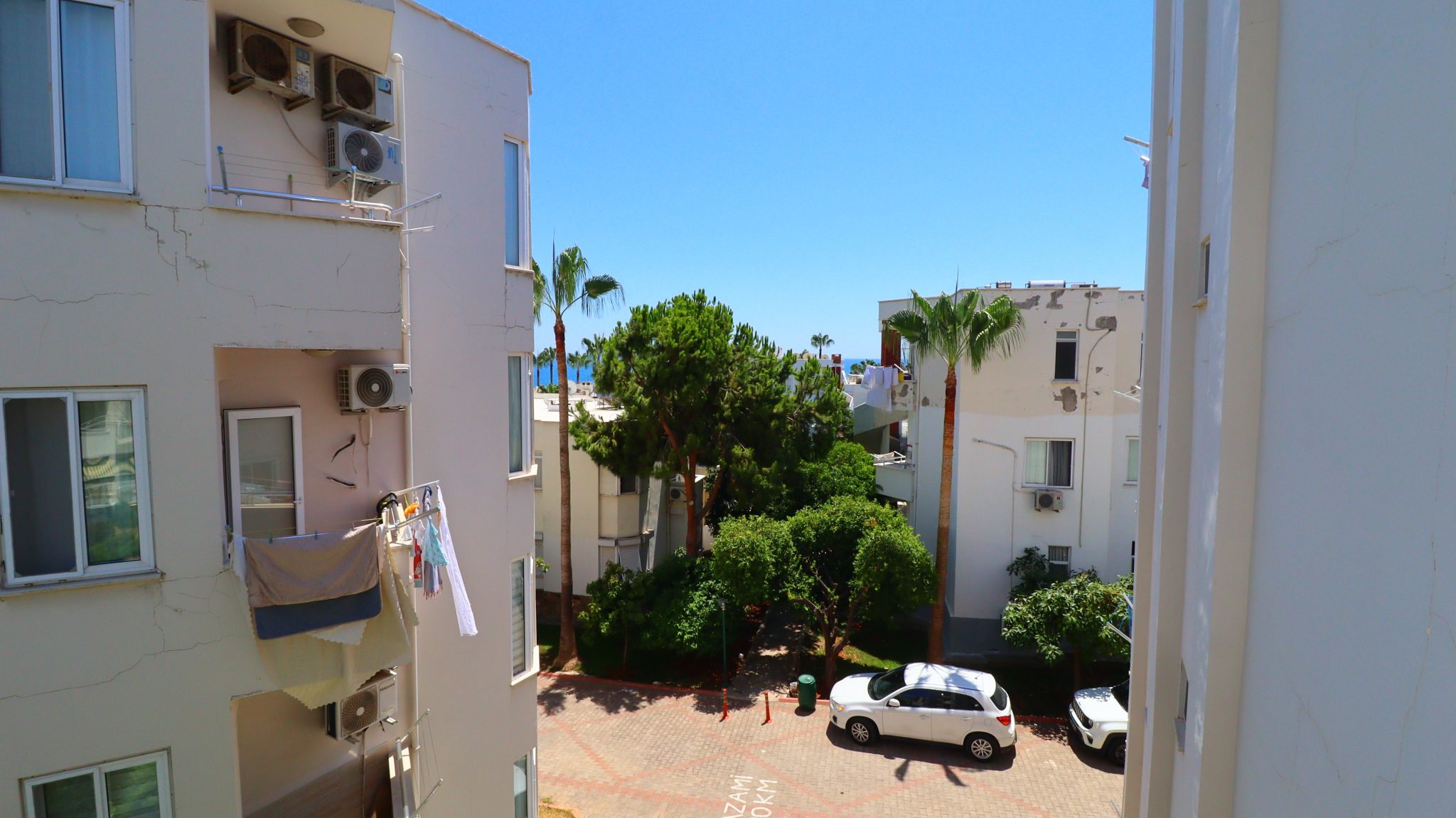 Mersin Erdemli Kumkuyu Altın Portakal Sitesi Eşyalı Satılık 2+1 Lüks Daire