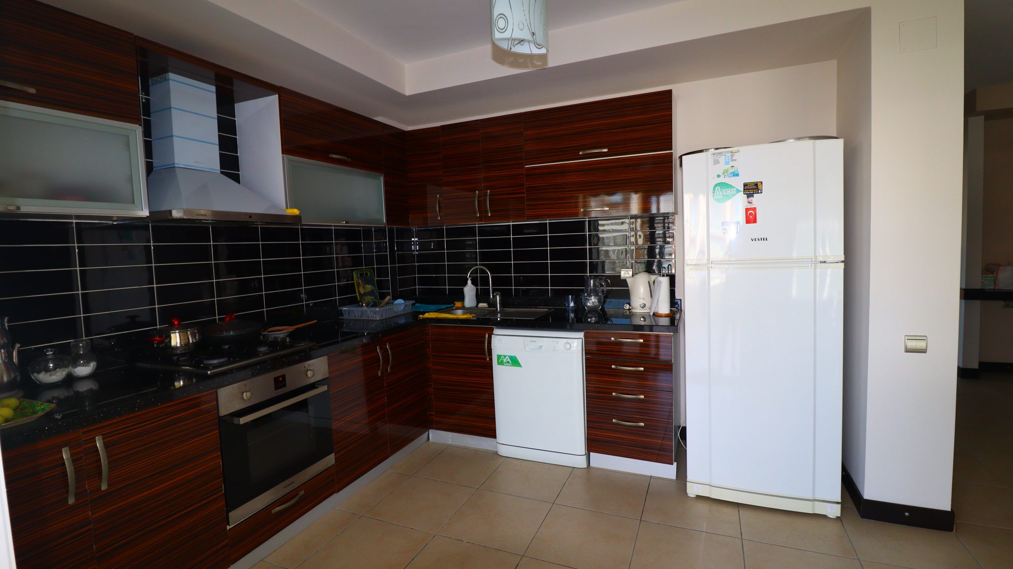 Mersin Erdemli Kumkuyu Altın Portakal Sitesi Eşyalı Satılık 2+1 Lüks Daire