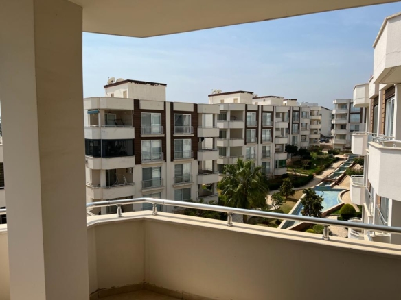 Mersin Erdemli Kumkuyu Altınportakal Sitesi Eşyalı Satılık 2+1 Deniz Manzaralı Daire