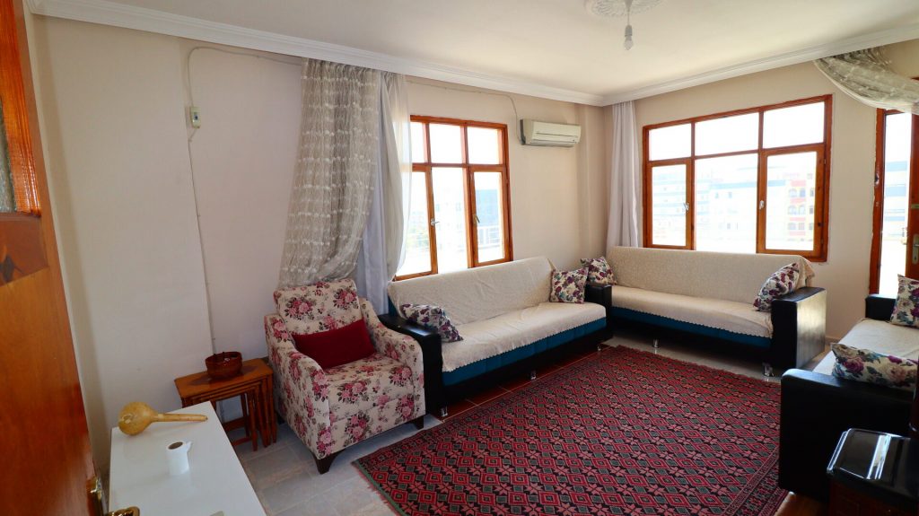 Mersin Erdemli Merkez Eşyalı Kiralık 2+1 Bağımsız Mutfak Daire