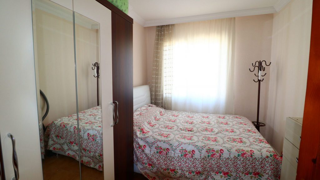 Mersin Erdemli Merkez Eşyalı Kiralık 2+1 Bağımsız Mutfak Daire