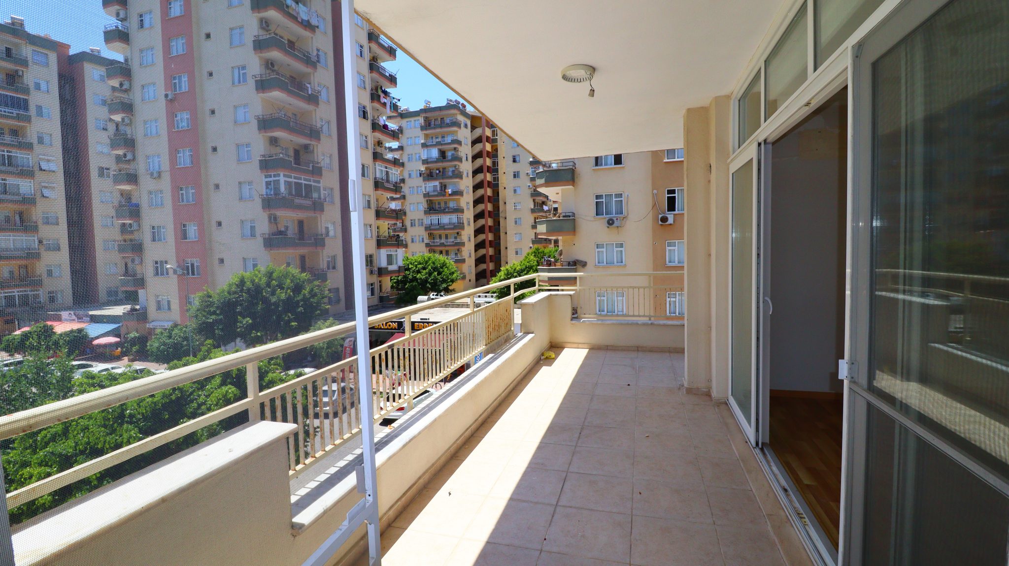 Mersin Erdemli Merkez Şenler 4 Acil Satılık 3+1 Bakımlı Daire
