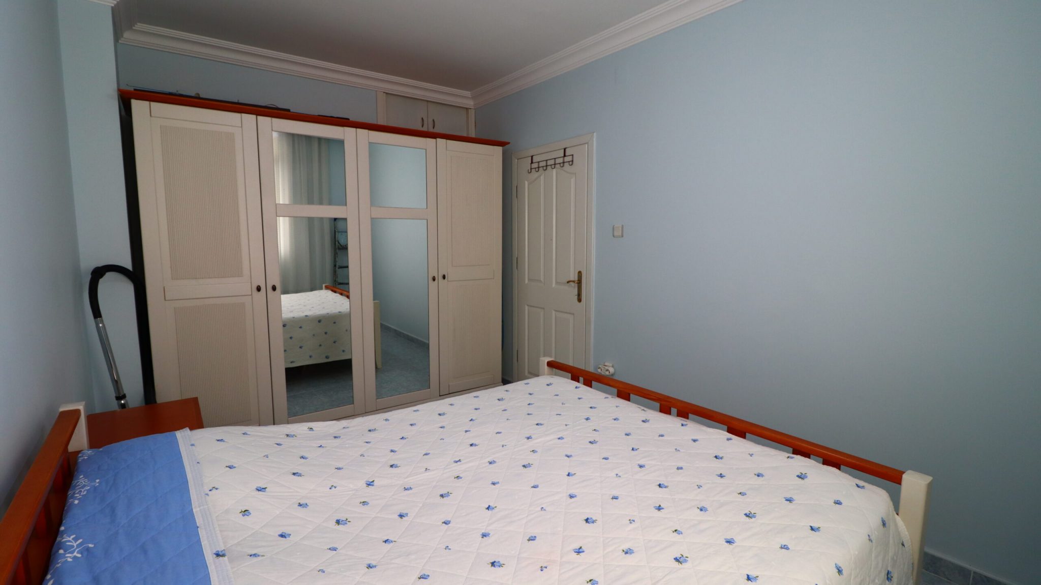 Erdemli Erciyes Sitesi Denize Sıfır Satılık Daire