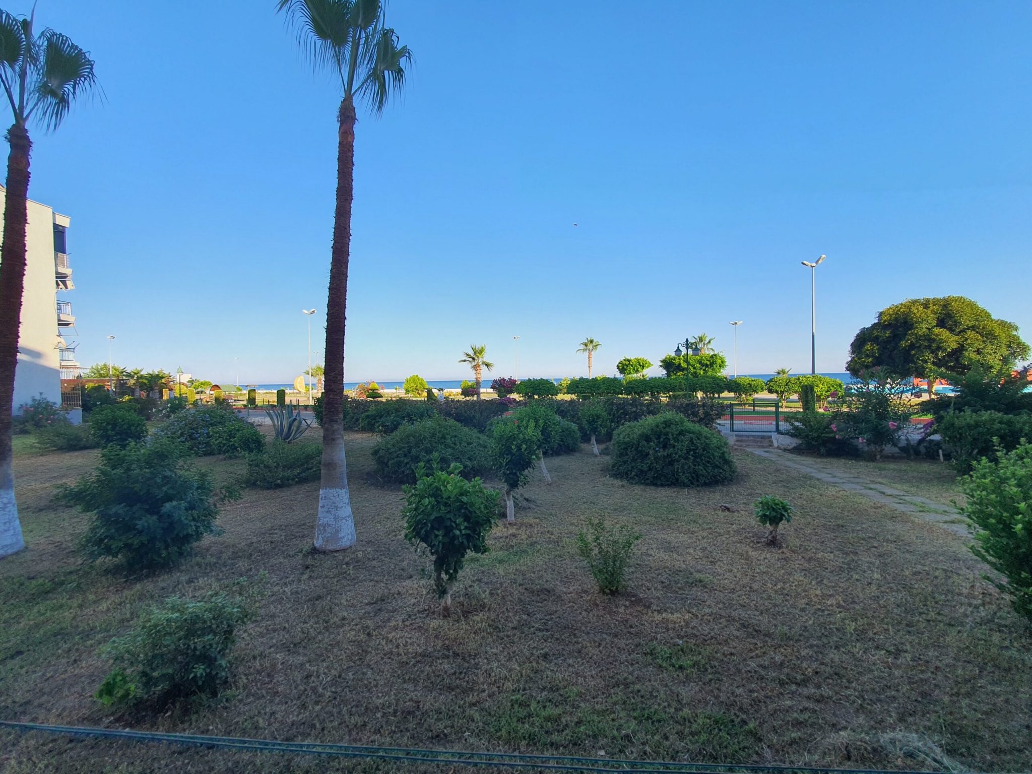 Erdemli Erciyes Sitesi Denize Sıfır Satılık Daire