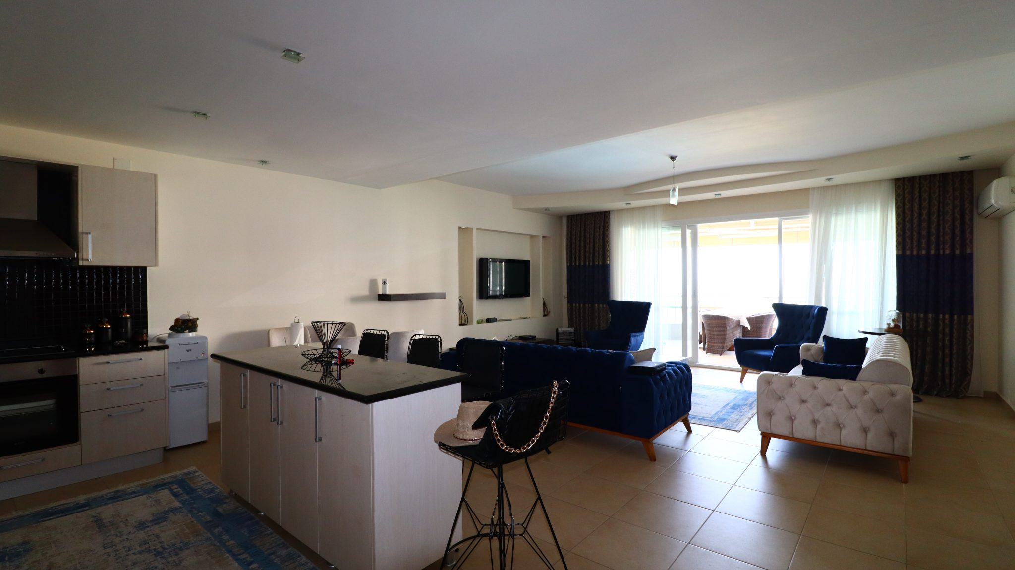 Kargıpınarı  Queenaba Sitesi Eşyalı Satılık 3+1 Daire 