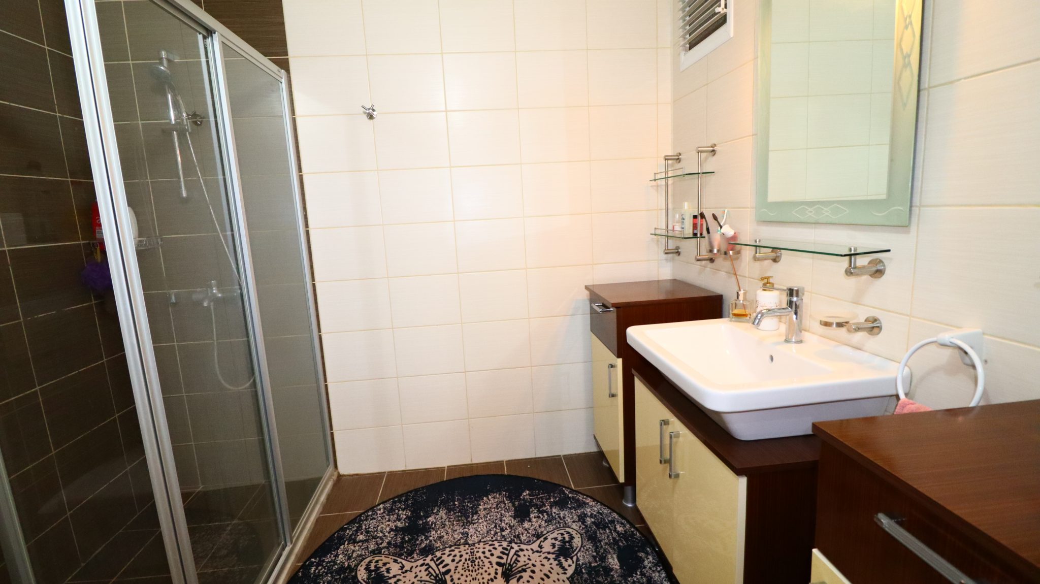 Kargıpınarı  Queenaba Sitesi Eşyalı Satılık 3+1 Daire 