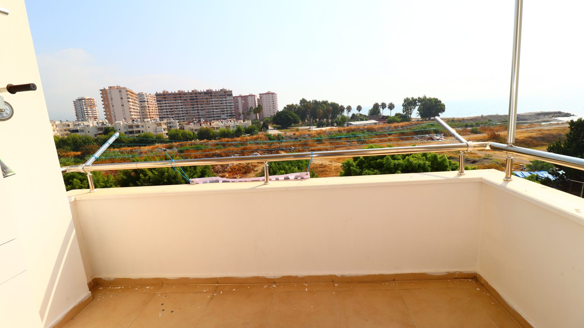 Kargıpınarı  Queenaba Sitesi Eşyalı Satılık 3+1 Daire 