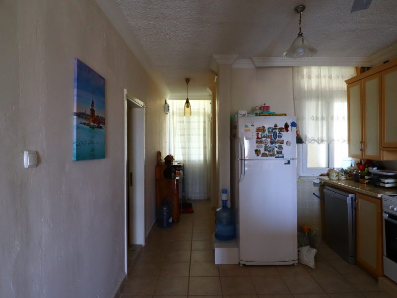 Mersin Erdemli Erciyes Sitesi Deniz Manzaralı  Satılık 2+1 Bahçe Katı Daire