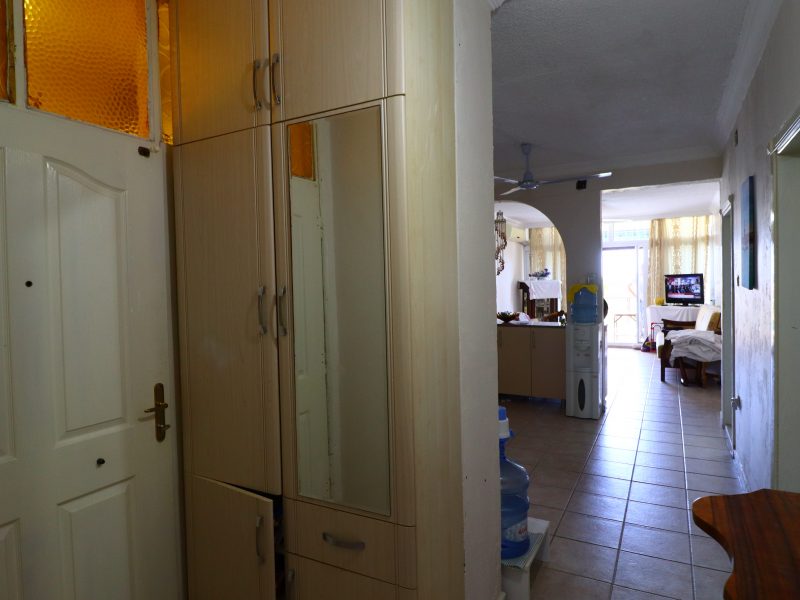 Mersin Erdemli Erciyes Sitesi Deniz Manzaralı  Satılık 2+1 Bahçe Katı Daire