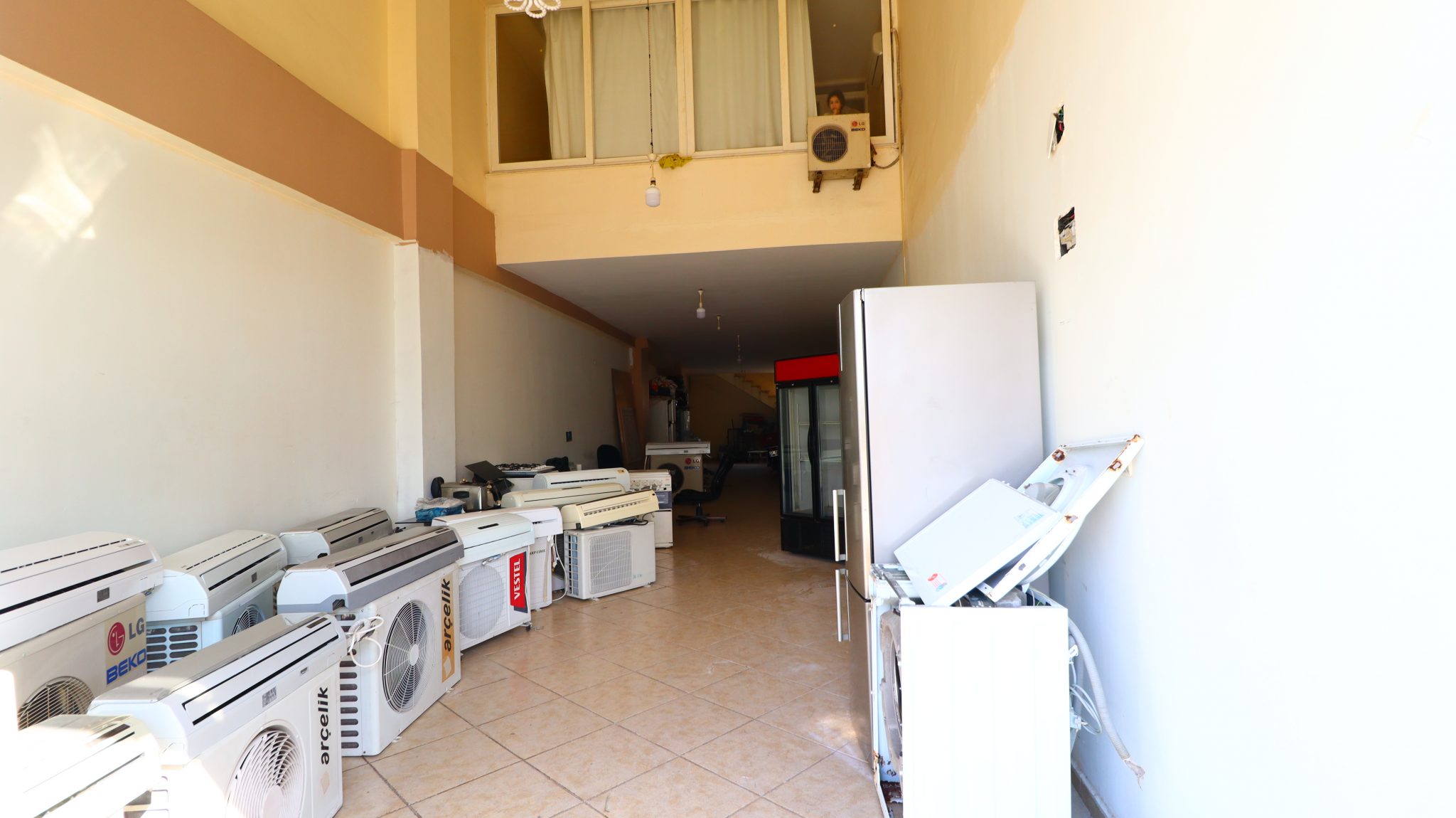 Mersin Erdemli Alata Mahallesi D 400 Ana Yola Sıfır Satılık Dükkan