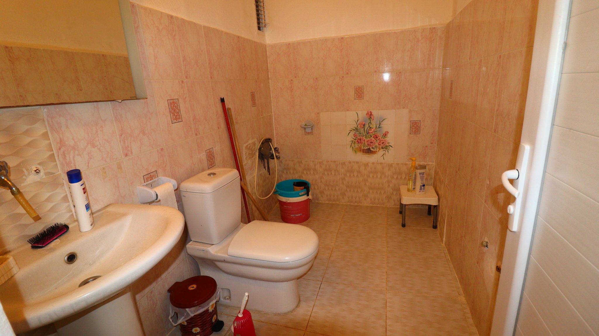 Mersin Erdemli Kocahasanlı Eşyalı Acil Satılık 2+1 Bakımlı Daire