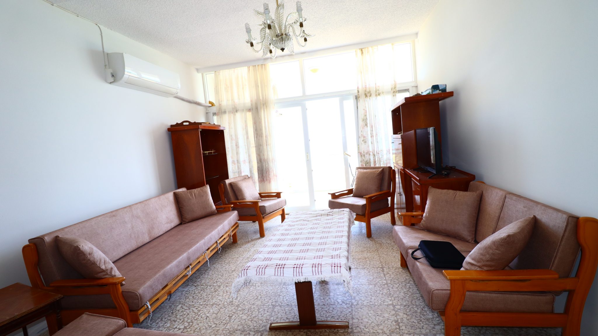 Mersin Erdemli Erciyes Sitesi 2+1 Wohnung zur Tagesmiete