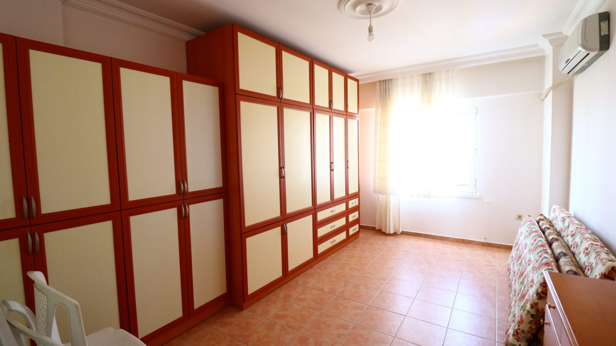 Mersin Erdemli Tömük Flamingo 4 Sitesi Eşyalı Satılık 3+1 Daire