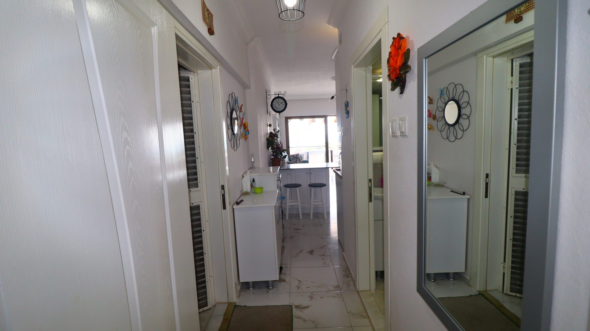 Mersin Erdemli Gondol Tatil Sitesi Eşyalı Satılık 1+1 Daire