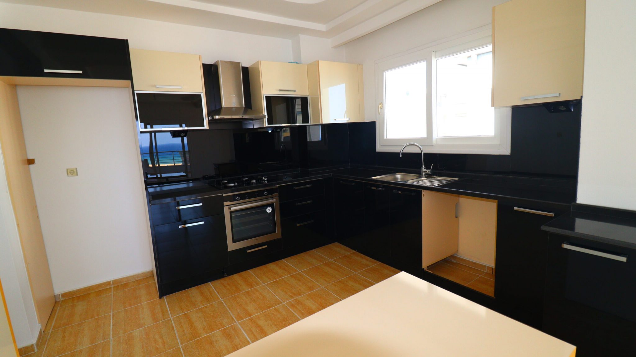 Mersin Erdemli Alata Marin Gündeşli Plaza Sitesi Kiralık 3+1 Daire