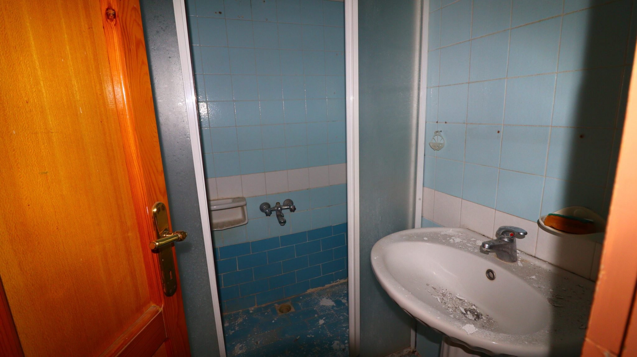 Mersin Erdemli Merkez 1.Plaj Yolu Satılık 2+1 Bağımsız Mutfak Daire