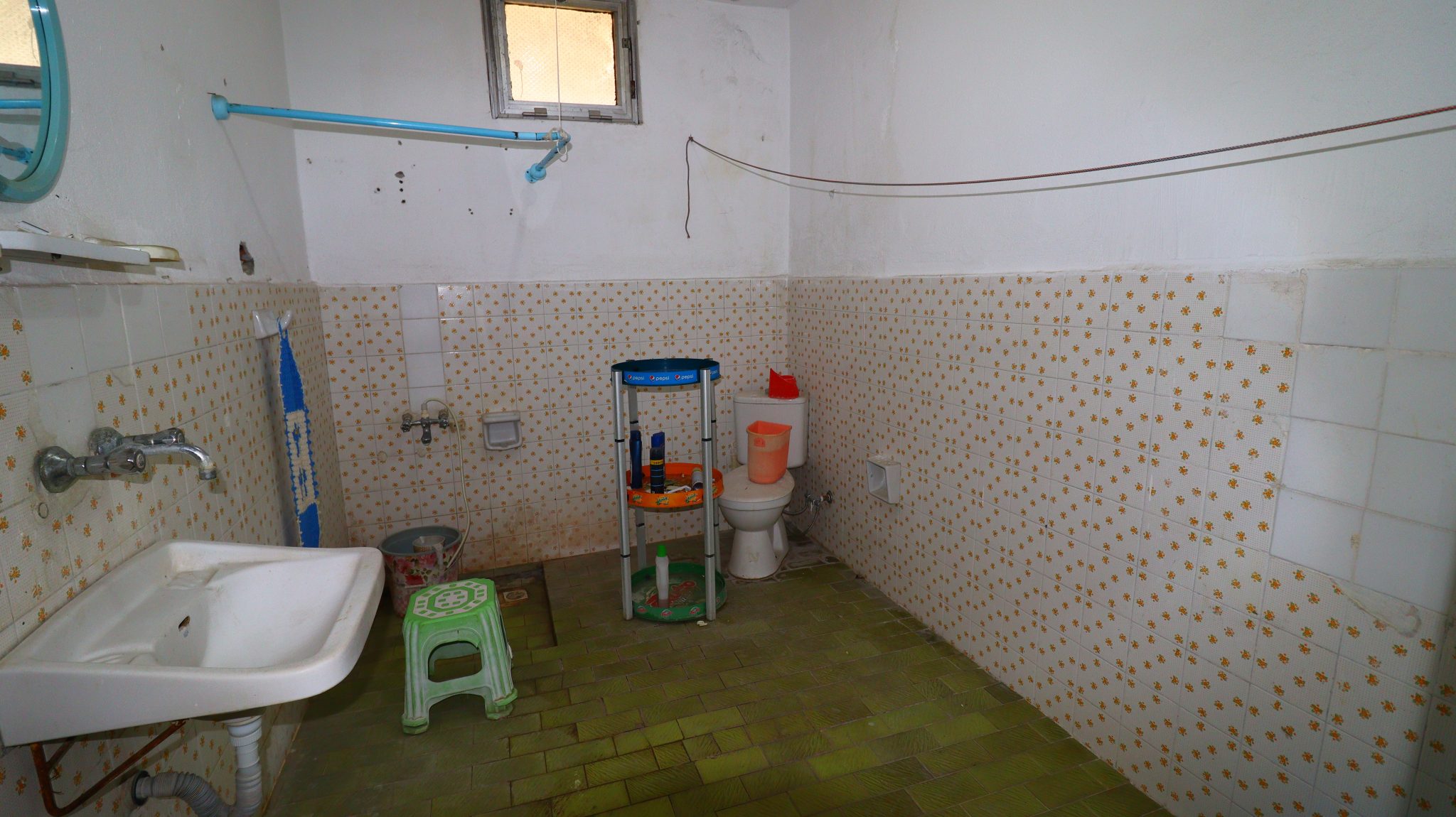 3+1 Flat for Sale in Mersin Erdemli Merkez District, 100 Meters to the Sea