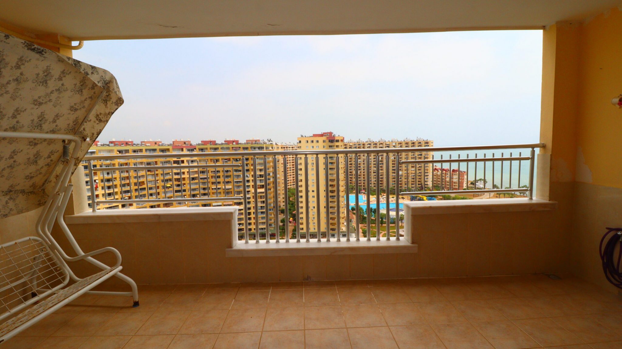 Mersin Erdemli Tömük Flamingo 8 Sitesi Eşyalı Satılık 3+1 Daire