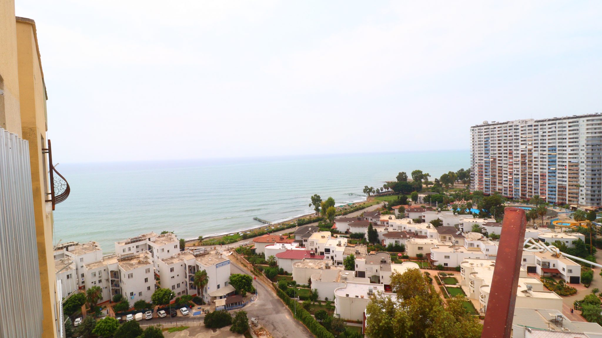 Möblierte 3+1 Wohnung zum Verkauf in Mersin Erdemli Tömük Flamingo 8 Complex