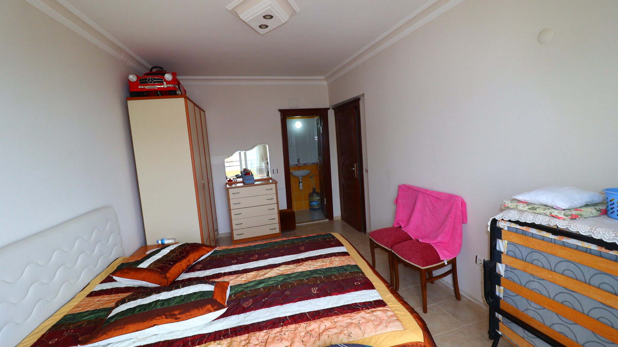Möblierte 3+1 Wohnung zum Verkauf in Mersin Erdemli Tömük Flamingo 8 Complex