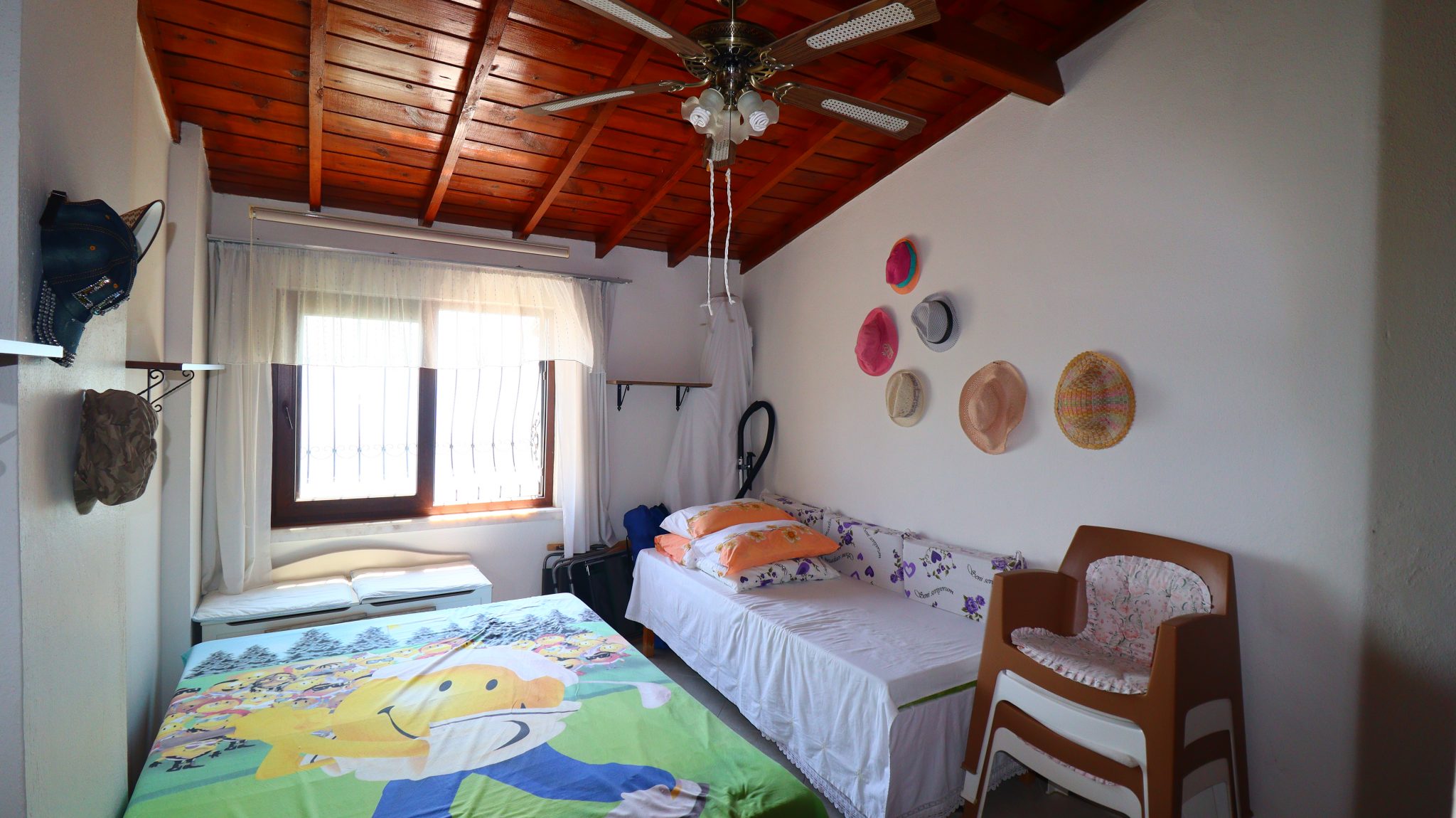 Mersin Erdemli Tömük Gondol 1 Sitesi Ahşap Teraslı Satılık 2+1 Daire