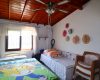 Mersin Erdemli Tömük Gondol 1 Sitesi Ahşap Teraslı Satılık 2+1 Daire