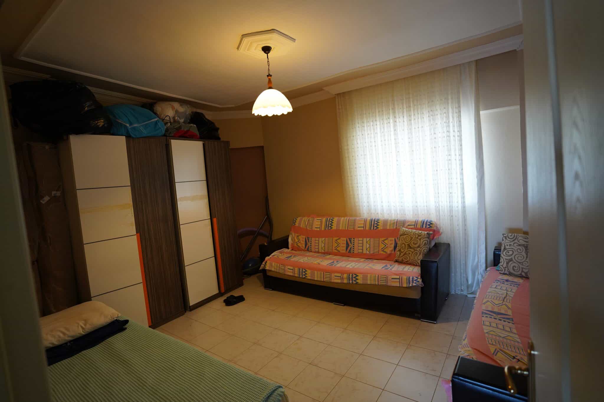 Mersin Erdemli Tömük Gondol 2 Sitesi Denize Sıfır Eşyalı Satılık 1+1 Daire