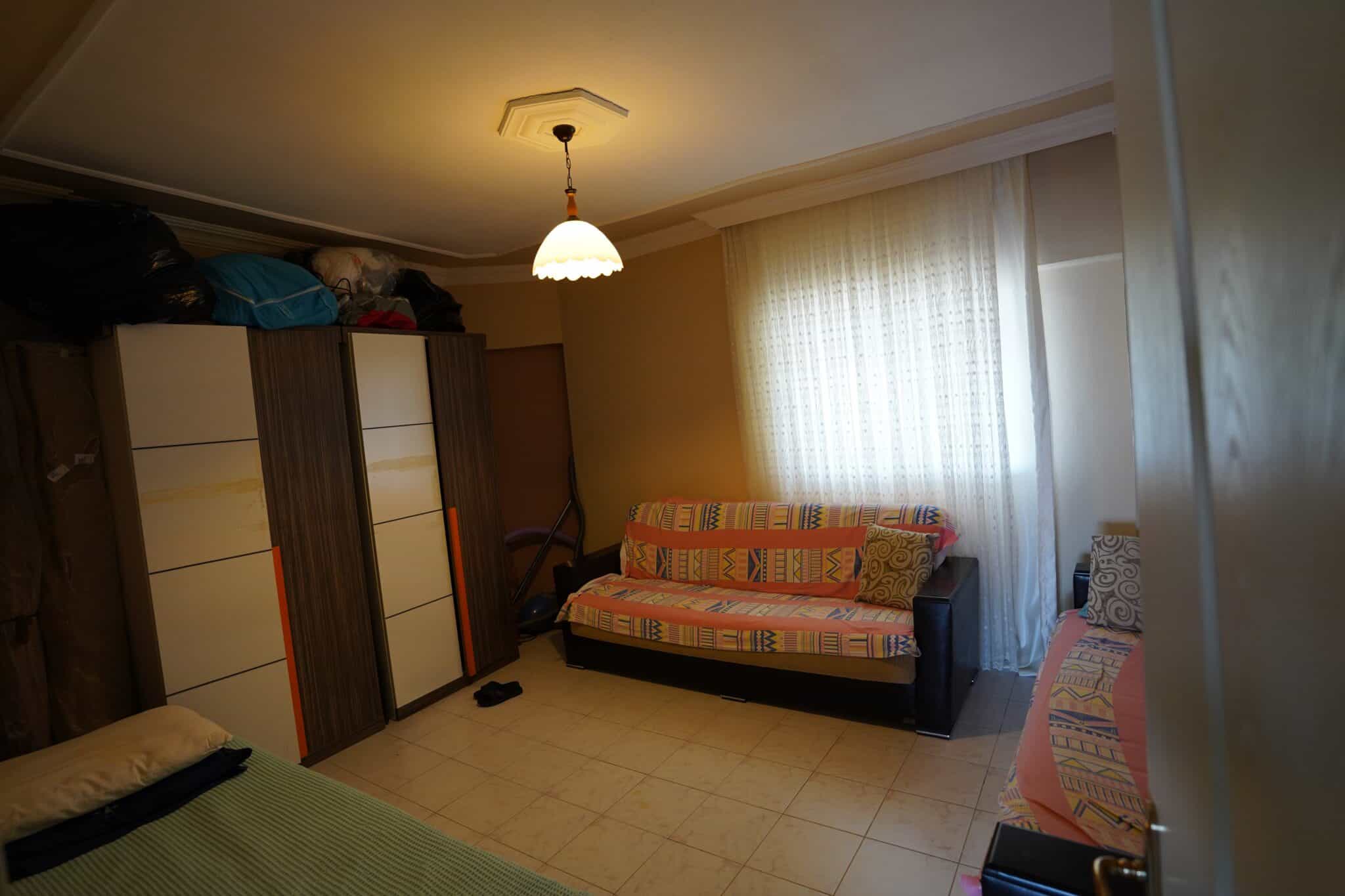 Mersin Erdemli Tömük Gondol 2 Sitesi Denize Sıfır Eşyalı Satılık 1+1 Daire
