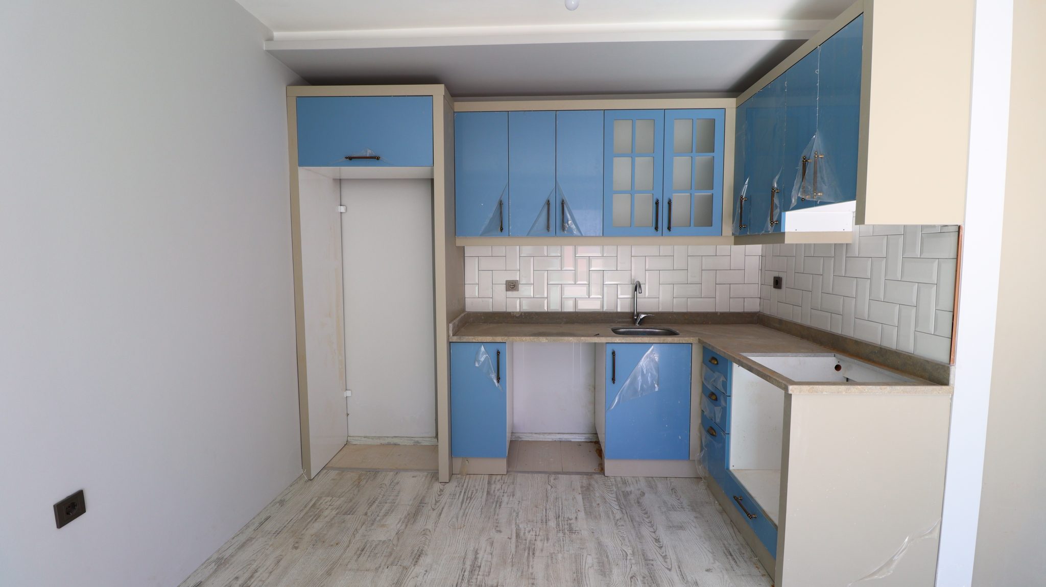 Nieuw 1+1 appartement te koop in Mersin Erdemli Asagi Alata
