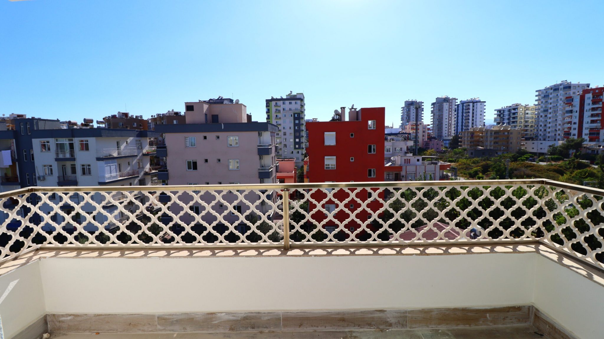 Mersin Erdemli Aşşağı Alata Satılık Sıfır 1+1 Daire