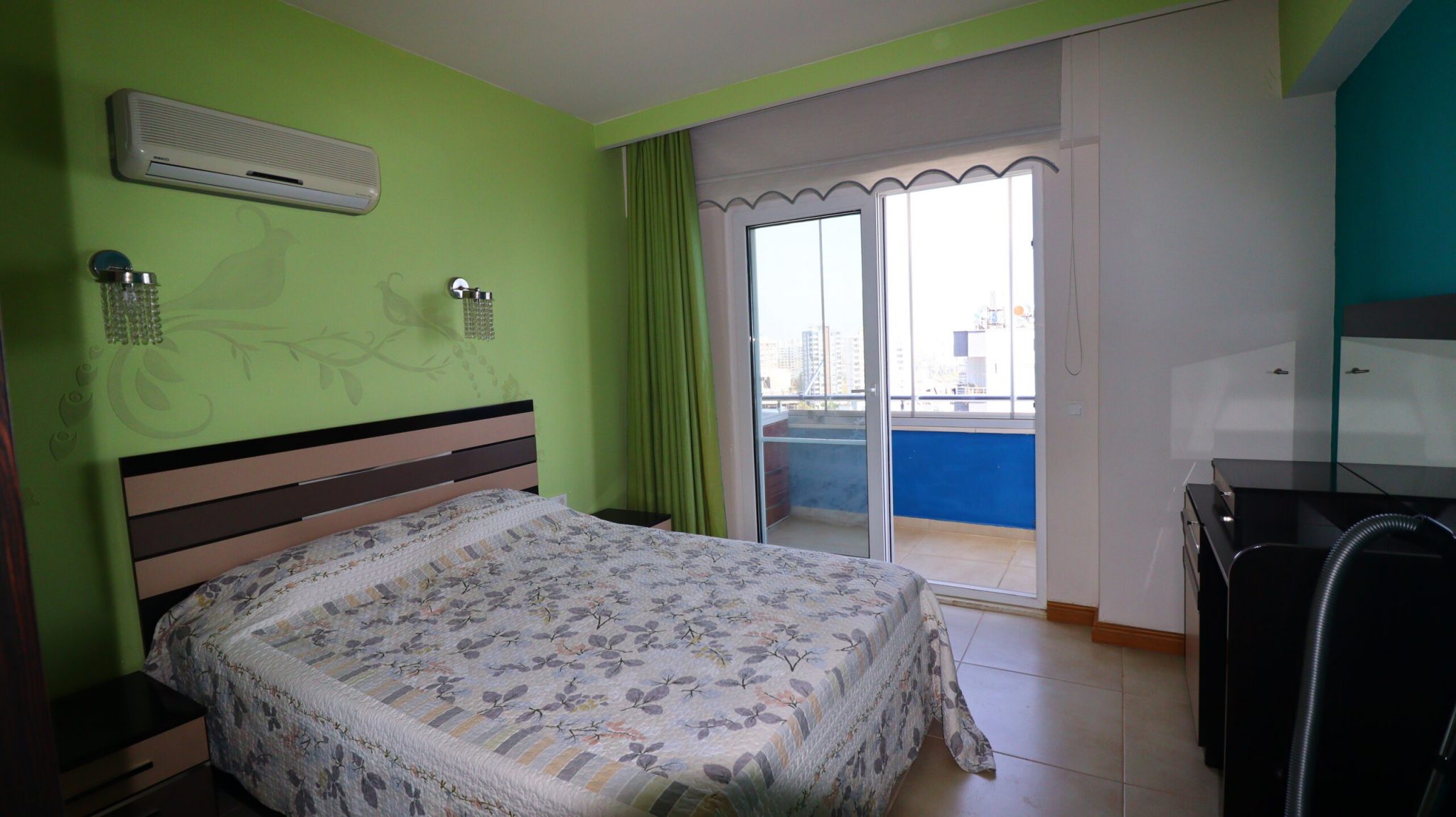 Mersin Erdemli Çeşmeli Liparis Sunflowers 1 Eşyalı Satılık 3+1 Daire