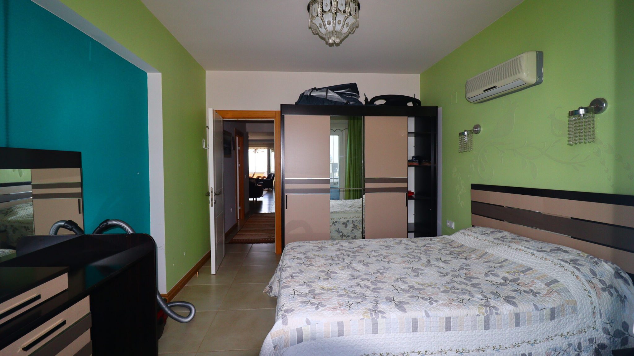 Mersin Erdemli Çeşmeli Liparis Sunflowers 1 Eşyalı Satılık 3+1 Daire