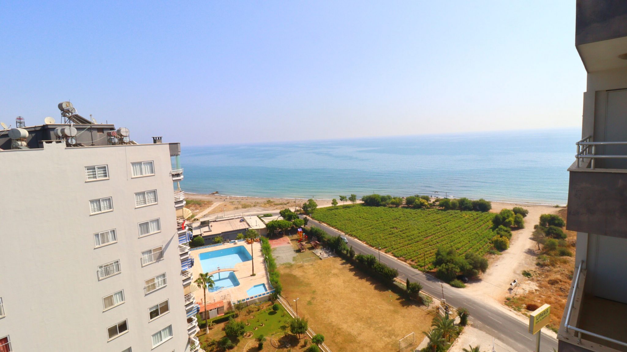 Mersin Erdemli Çeşmeli Liparis Sunflowers 1 Eşyalı Satılık 3+1 Daire