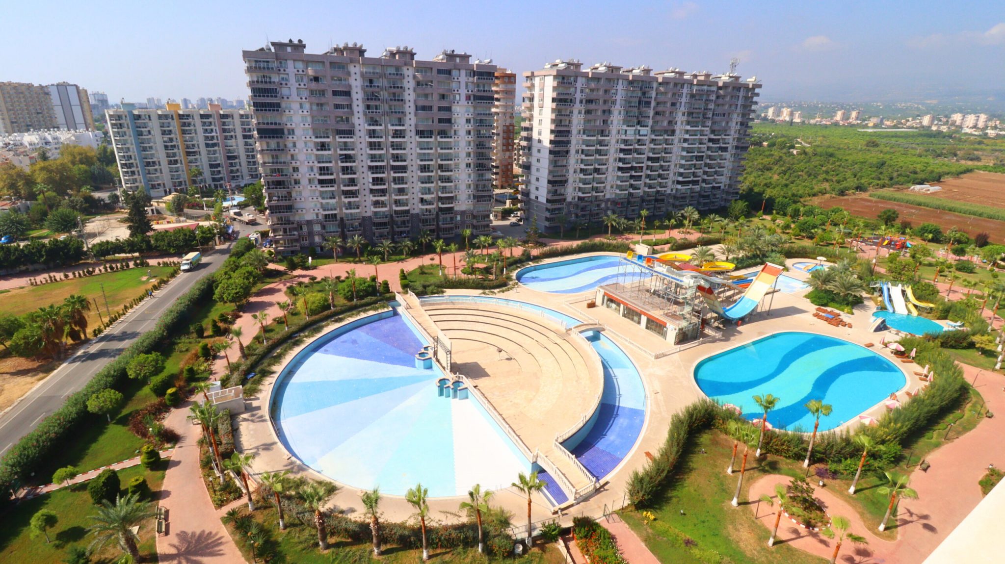Mersin Erdemli Çeşmeli Liparis Sunflowers 1 Eşyalı Satılık 3+1 Daire
