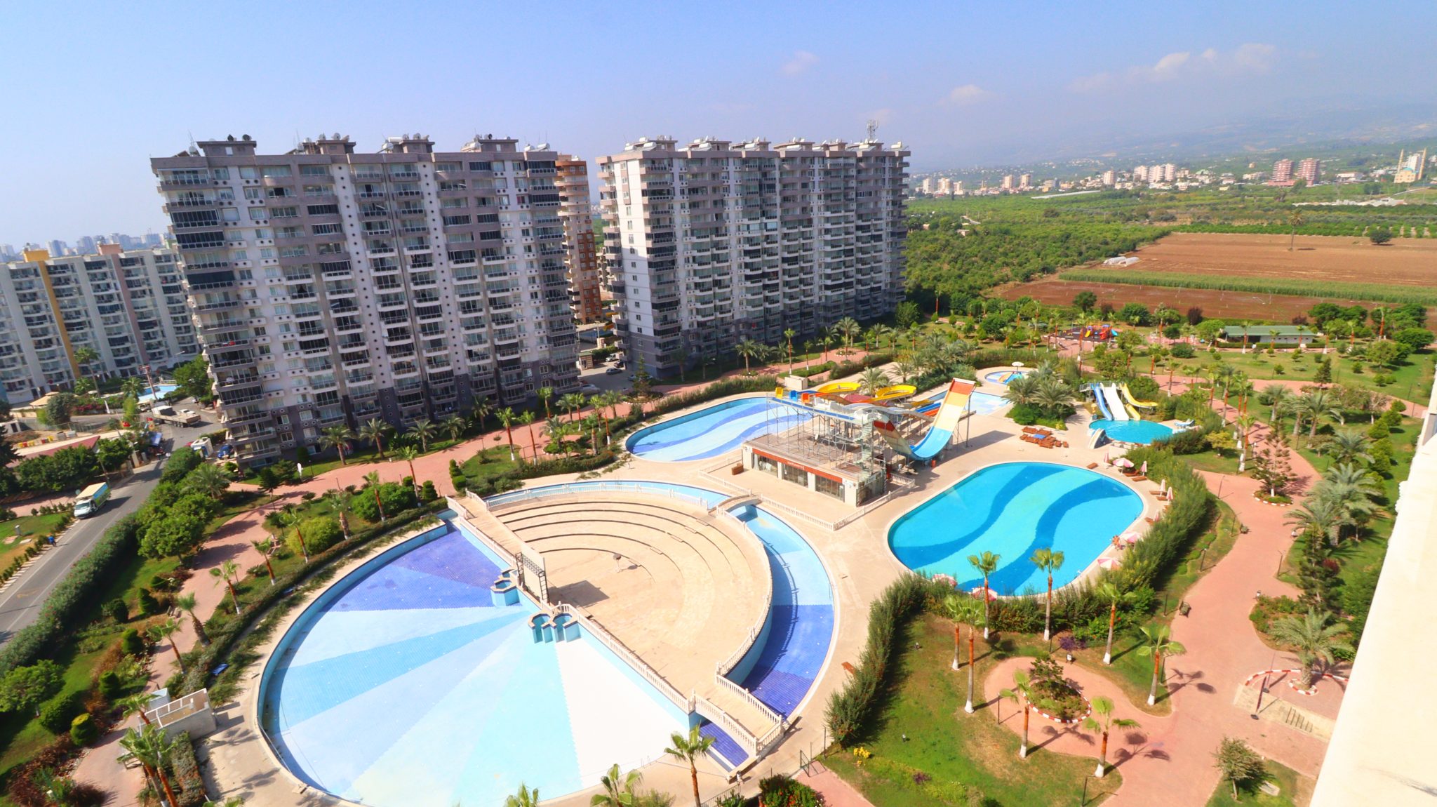 Mersin Erdemli Fountain Liparis Sunflowers 1 Furnished 3+1 Flat for Sale