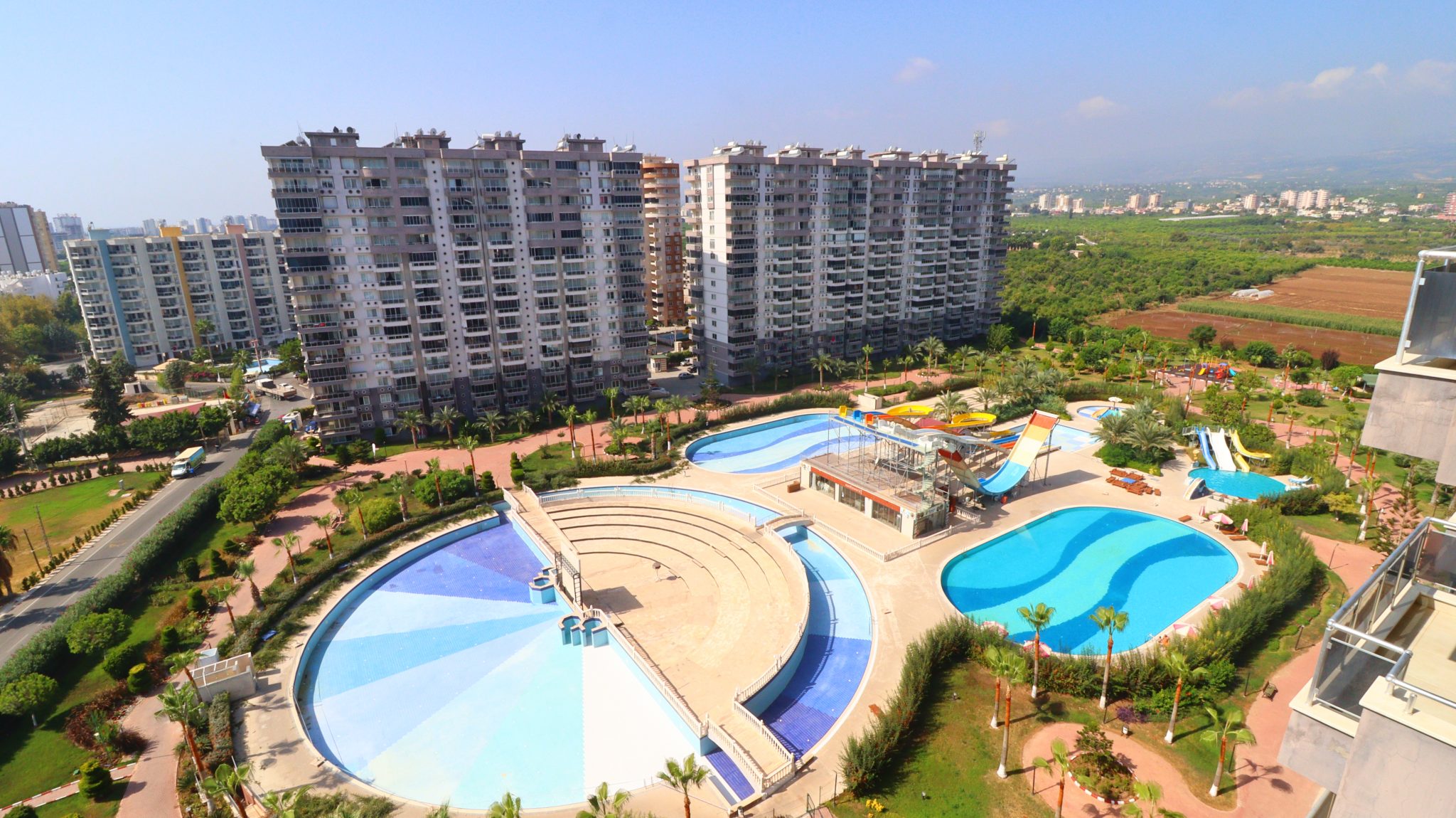 Mersin Erdemli Fountain Liparis Sunflowers 1 Furnished 3+1 Flat for Sale