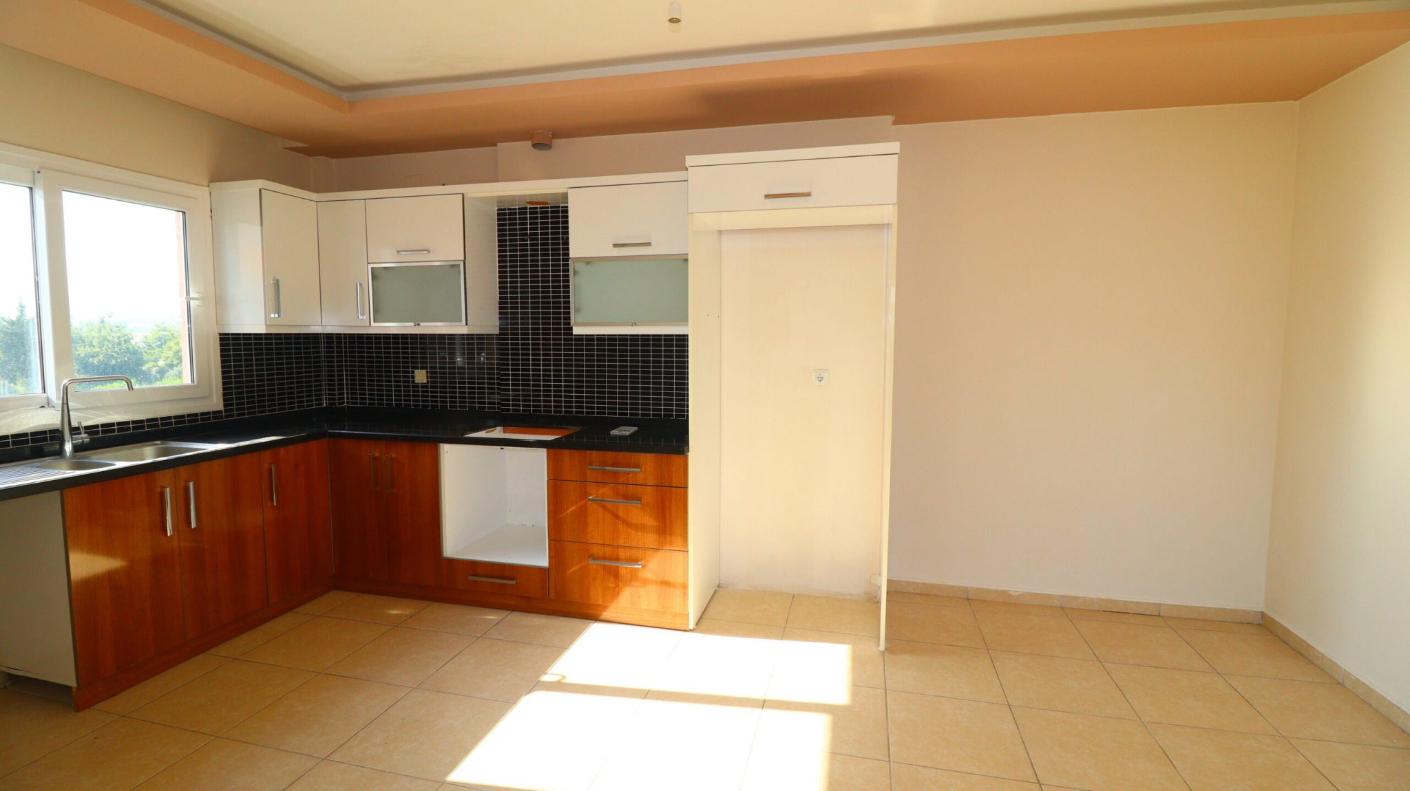 Mersin Erdemli Devlet Hastanesi Karşısı Satılık 3+1 Geniş Daire