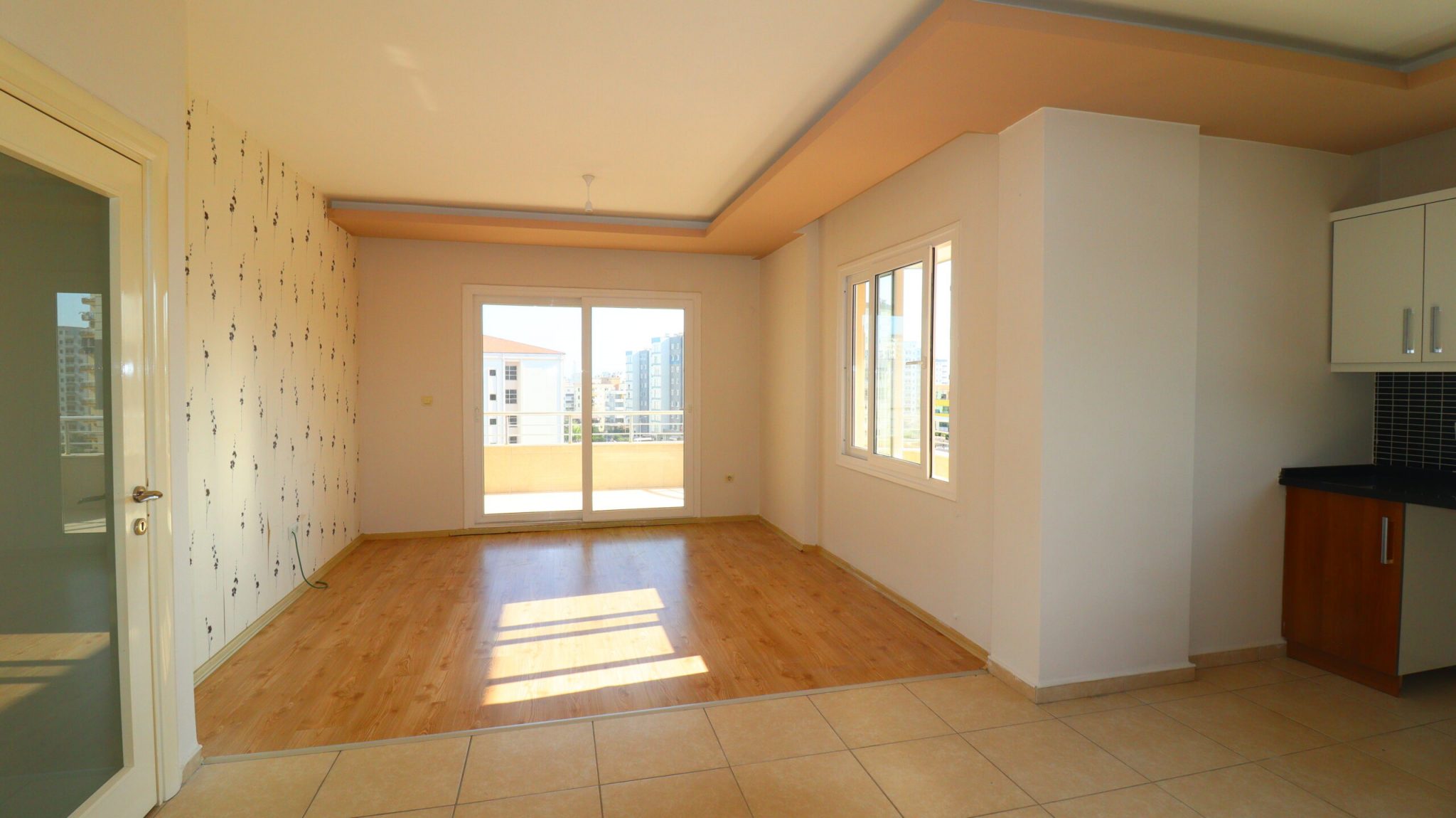 Mersin Erdemli Devlet Hastanesi Karşısı Satılık 3+1 Geniş Daire