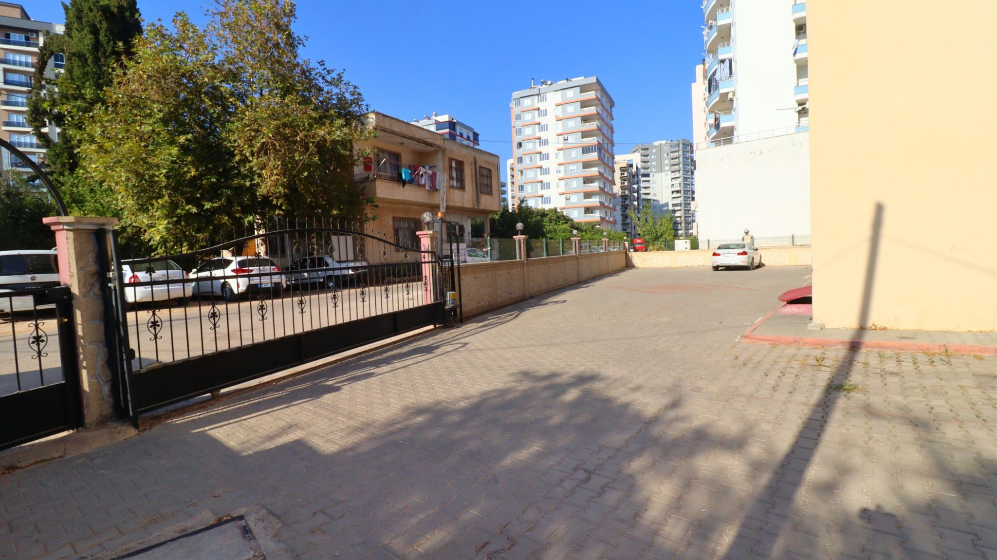 Mersin Erdemli Devlet Hastanesi Karşısı Satılık 3+1 Geniş Daire