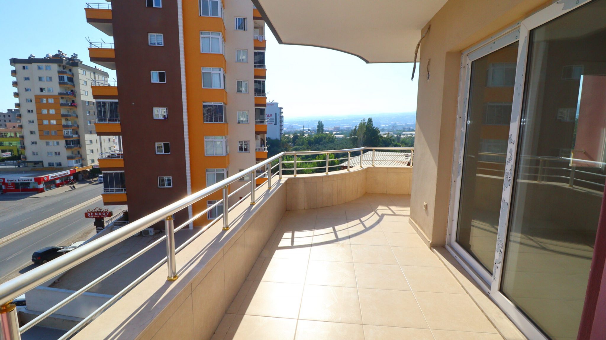 Mersin Erdemli Devlet Hastanesi Karşısı Satılık 3+1 Geniş Daire