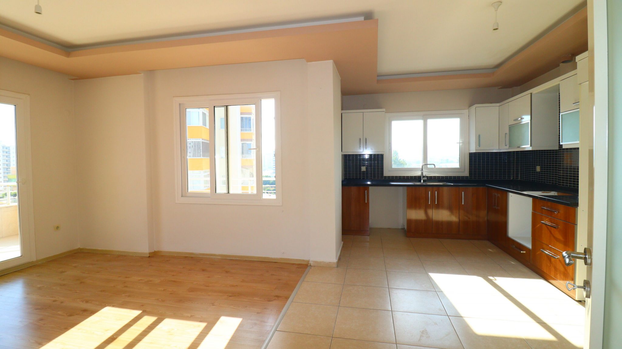 Mersin Erdemli Devlet Hastanesi Karşısı Satılık 3+1 Geniş Daire