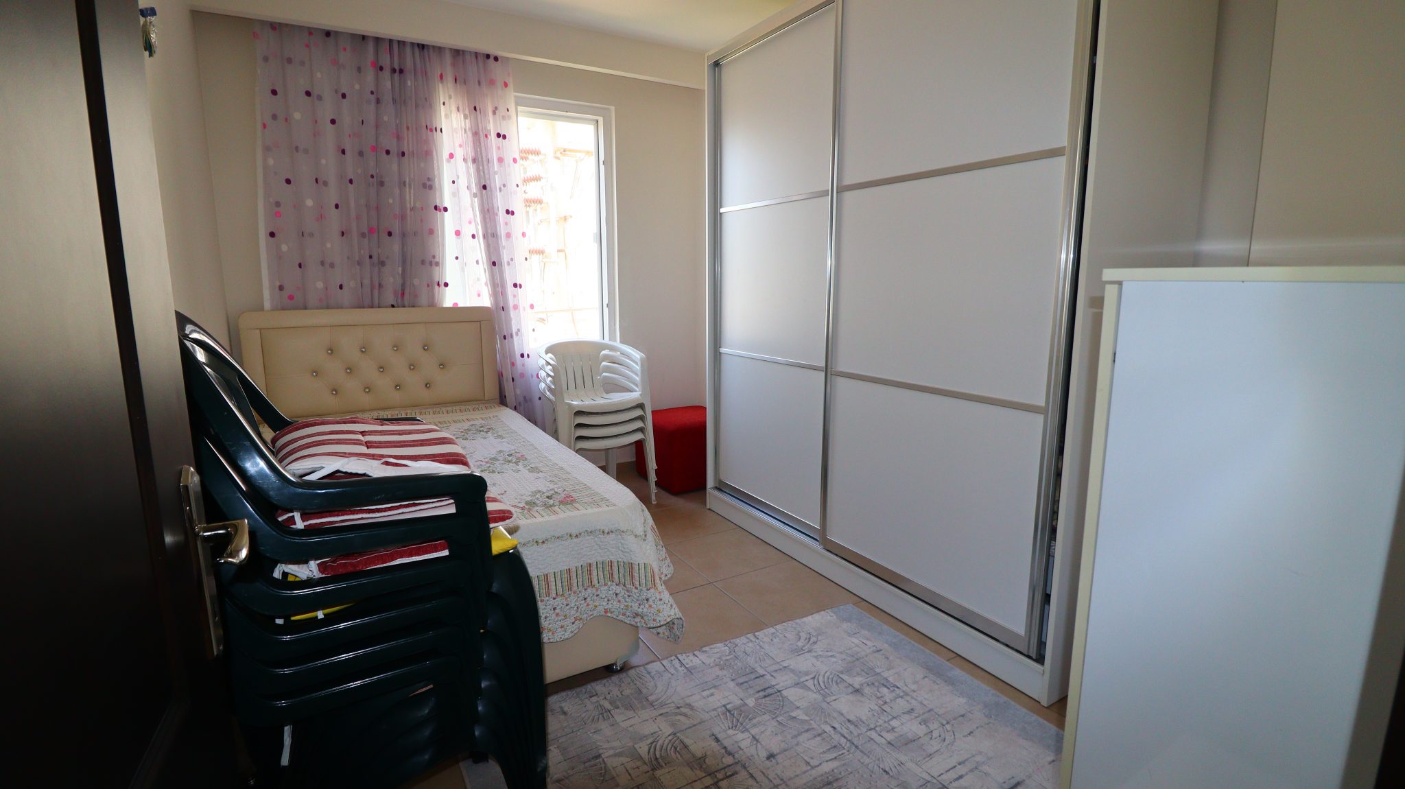 Mersin Erdemli Kumkuyu Altınorange Möblierte 3+1 Wohnung in neuen Blöcken zu verkaufen