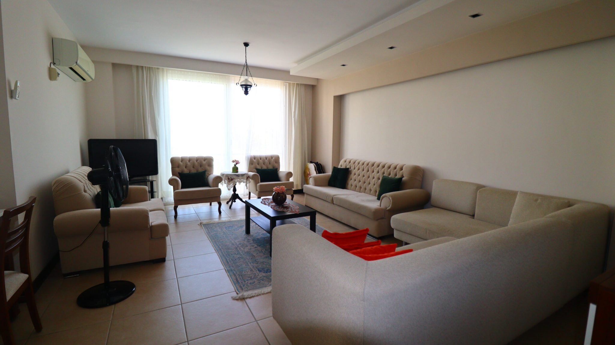 Mersin Erdemli Kumkuyu Altınportakal Eşyalı Satılık 3+1 Yeni Bloklarda Daire